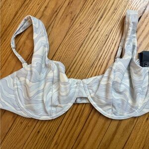 NWT Abercrombie Blue/White Bikini Top